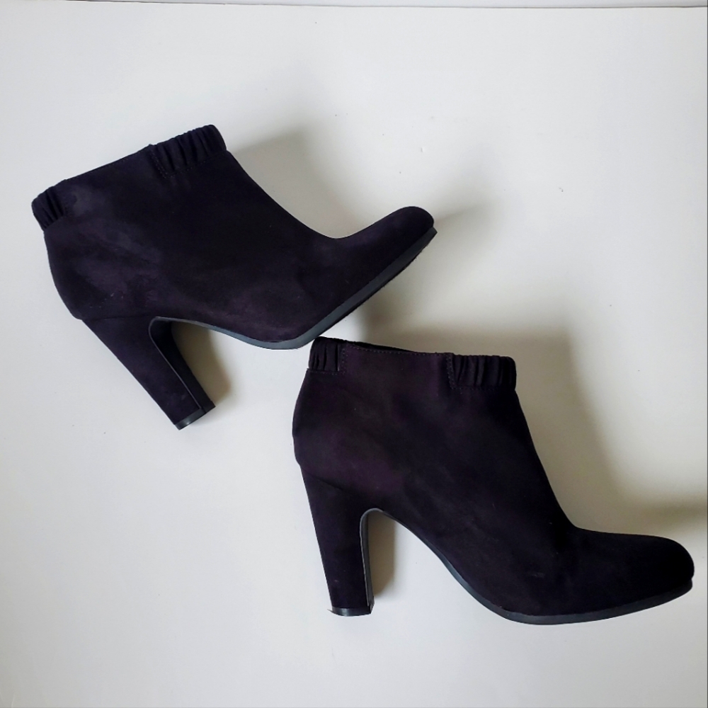Sam & Libby Black Vegan Suede Ankle Boots Moto Booties Chunky Heels Boho Western